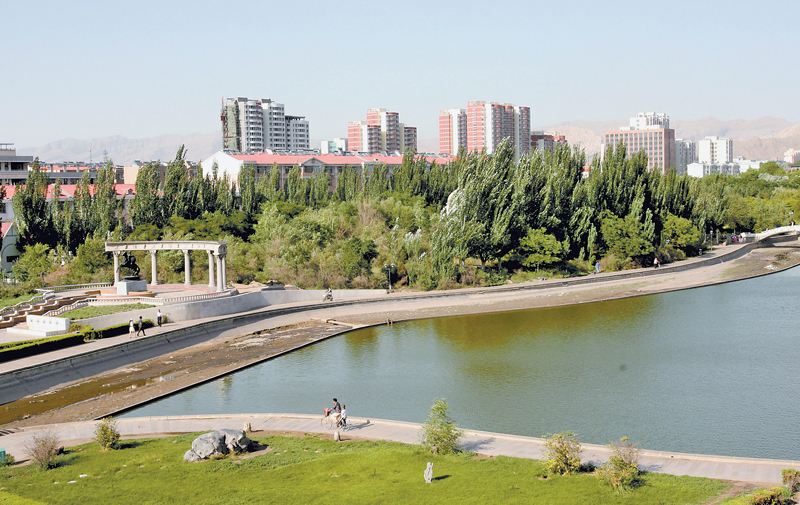 乌兰淖尔城市生态休闲体育公园