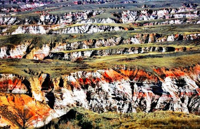 内蒙古砒砂岩水利风景区（内蒙古砒砂岩地质公园）