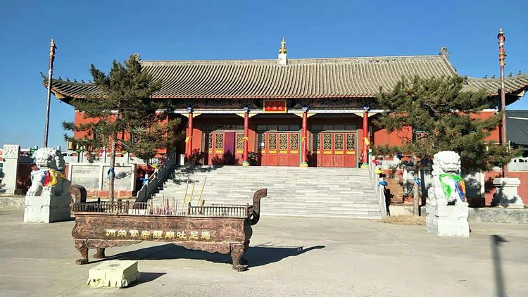 宝龙山玛尼吐庙（安福寺）